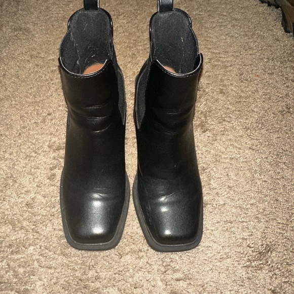 MIA Black Ankle Booties - Picture 1 of 4